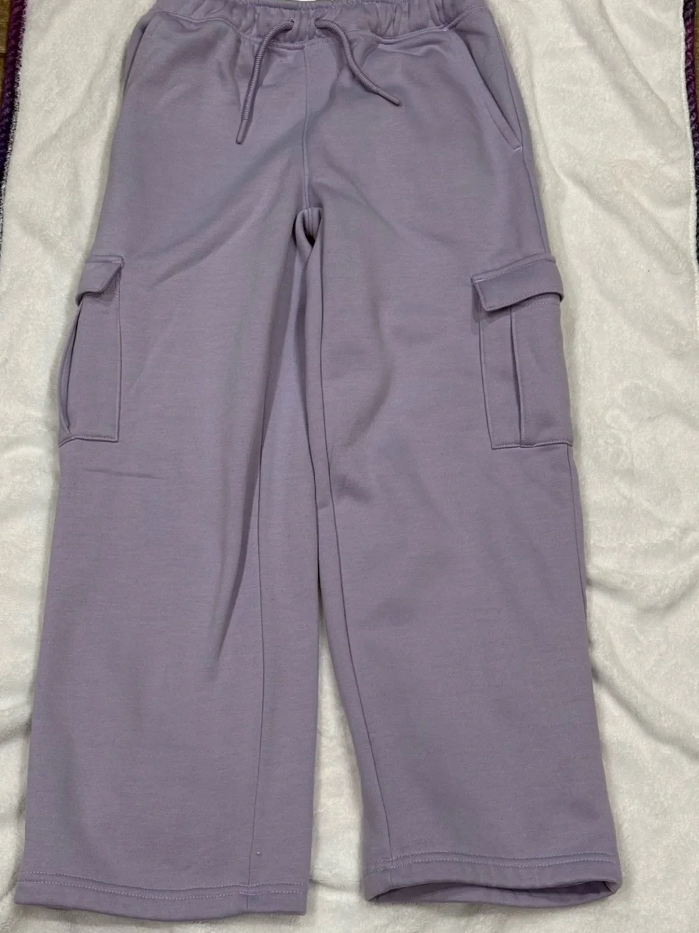 Levi’s Girls Lavender Fleece Cargo Sweatpants Size L (12–13)